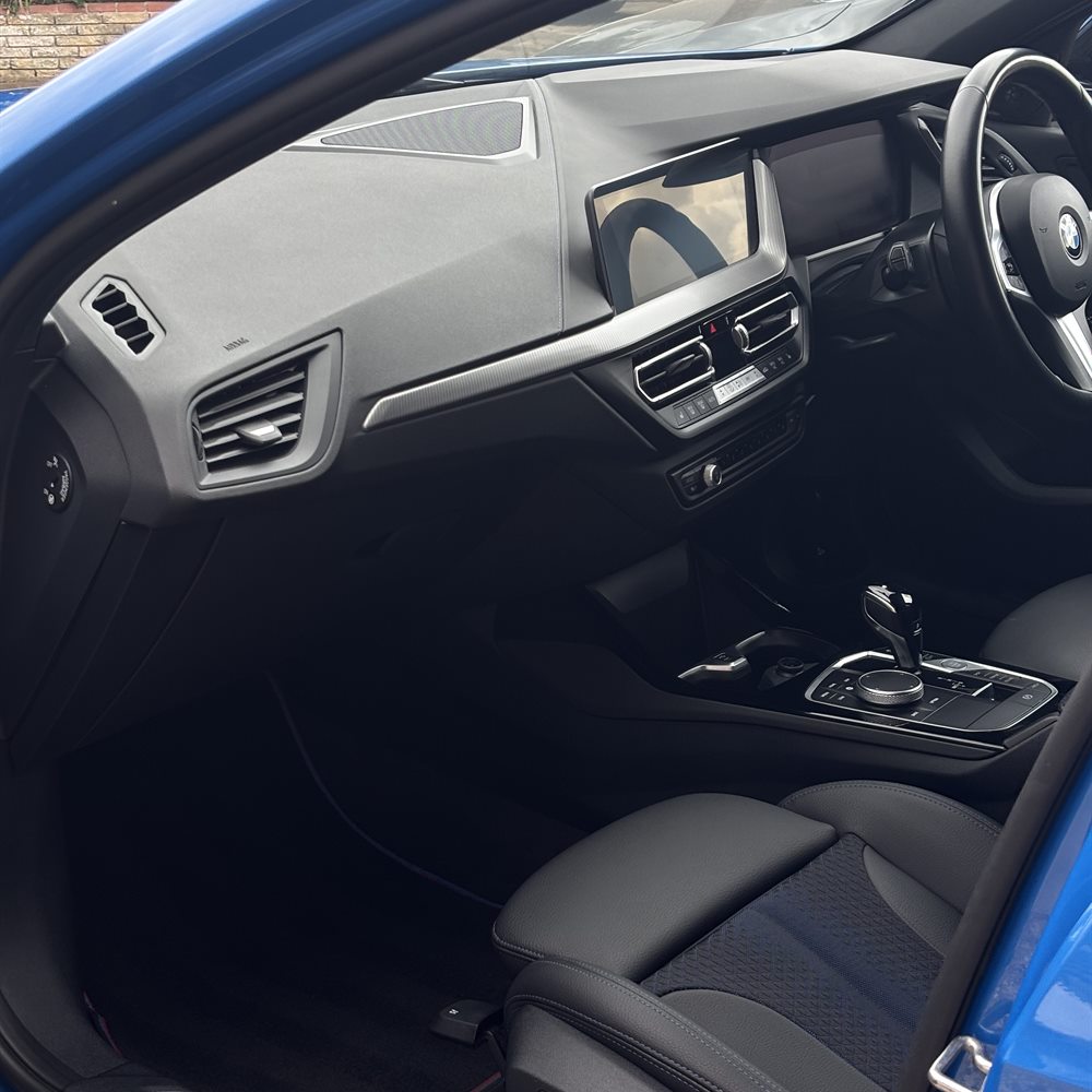 Cleaned BMW 1 Series interior — dashboard, vents and console